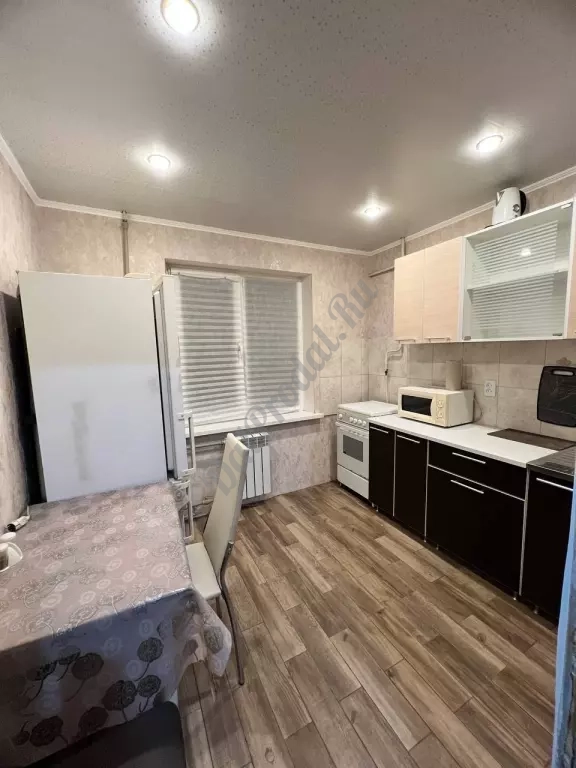 Продам 3к квартиру на кв.Дзержинского с ремонтом, 74м2