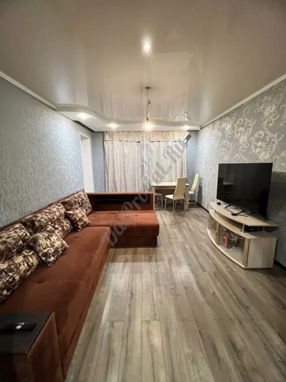 Продам 3к квартиру на кв.Дзержинского с ремонтом, 74м2