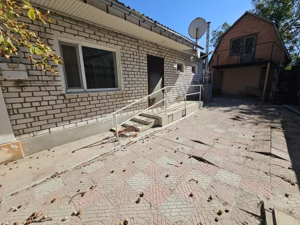 Продам дом в центре, 92м2, 8 соток приват